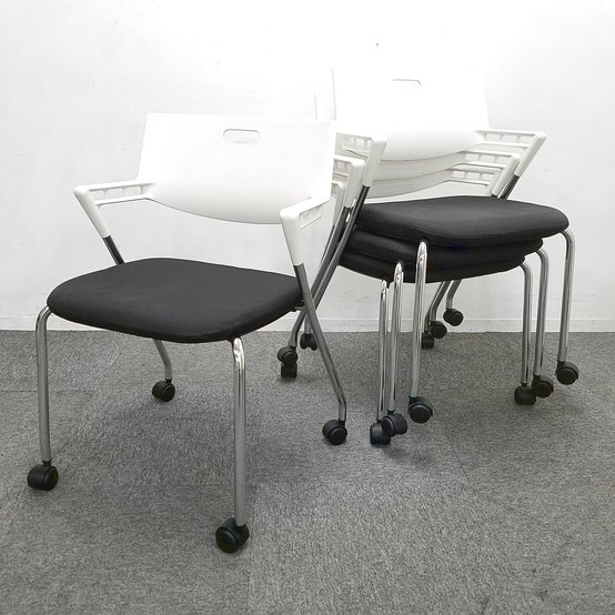 【中古】ビザビ   vitra（ヴィトラ） スタッキングチェア