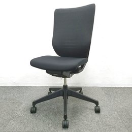 【1脚入荷】人気のエピオスチェアが入荷いたしました！中古　オフィスチェア　OAチェア　高級チェア　ワイヤーメッシュ　家具　リサイクル　テレワーク　在宅ワーク