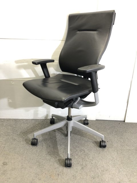 【中古】スピーナ（エラストマー）   イトーキ（ITOKI） 肘付ハイバックチェア