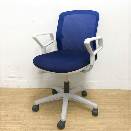 【中古】エニーザ   ウチダ（UCHIDA) 肘付ローバックチェア