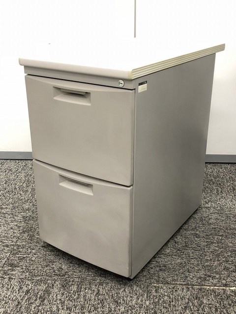 【中古】CZ   イトーキ（ITOKI） 脇机2段