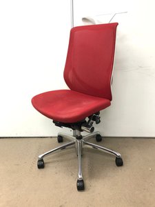 オカムラ製　ゼファーチェア　肘無しハイバックチェア　コートハンガー付き　赤（レッド）色　ホワイトシェル　おしゃれ　レア　高級チェア　※背面に小さな破れが御座います。