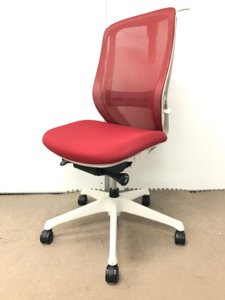 オカムラ製　シルフィ【高級チェア！】座り心地抜群　レア　入れ替え　新規購入　在宅ワーク