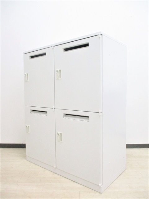 【中古】HSパーソナル   ウチダ（UCHIDA) 4人用更衣ロッカー