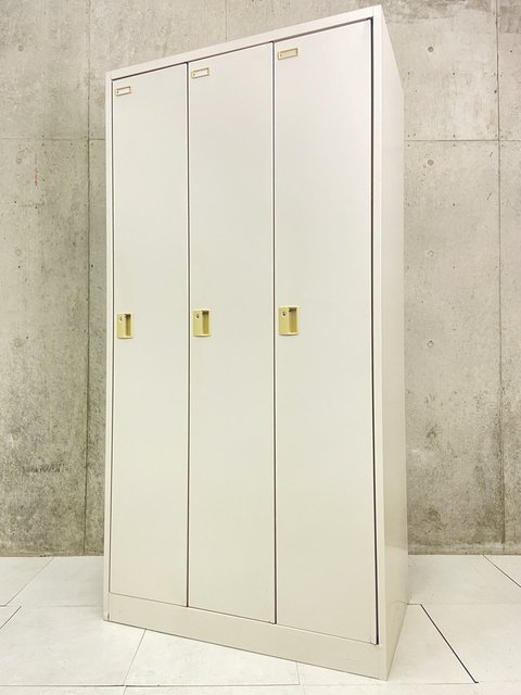 【中古】FZ  4573FZ Z13 オカムラ（okamura） 3人用更衣ロッカー