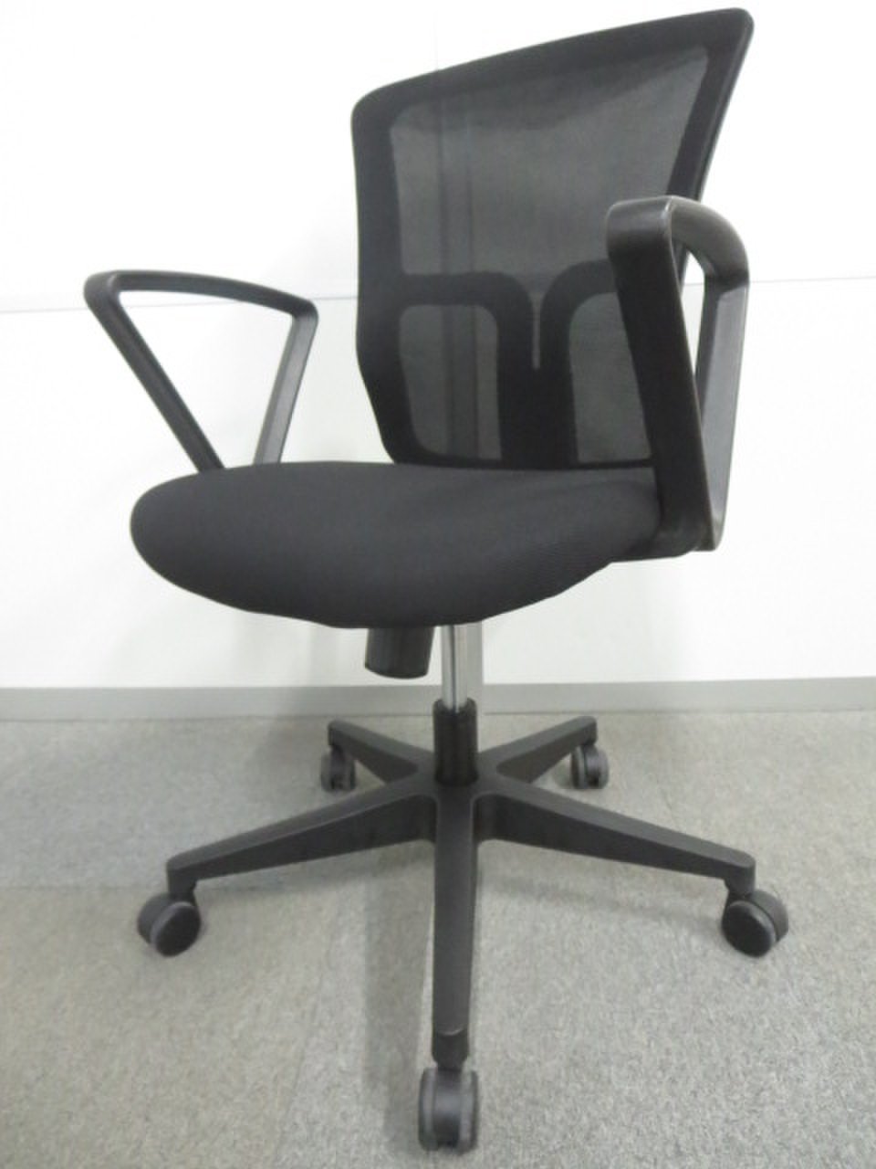 【新古品】井上金庫製　GSM-10　リング肘タイプ【在庫入替品】
                        GSMシリーズ 
                                    新古品
            