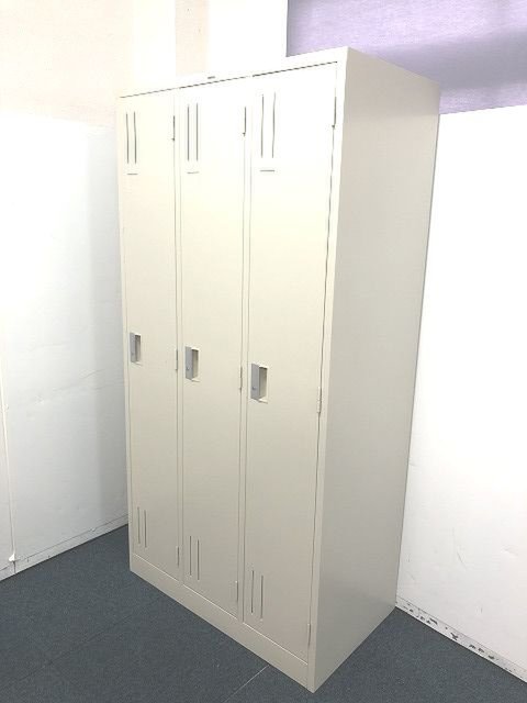 【中古】その他シリーズ  JOINTEX 3人用更衣ロッカー