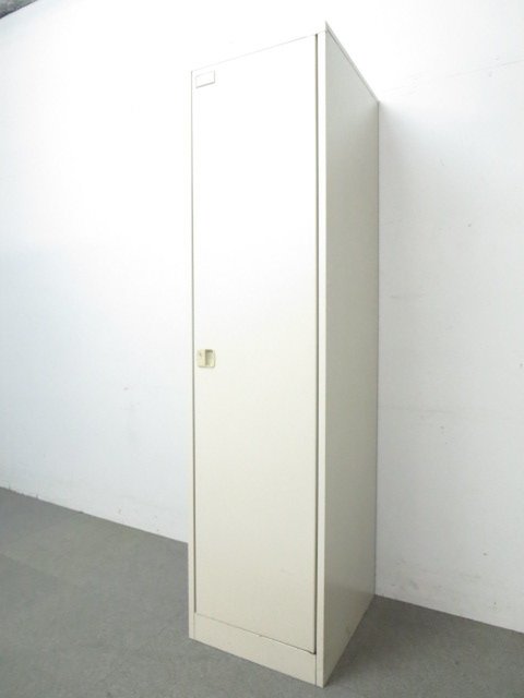 【定価約４万円！！広々使える１人用ロッカーの入荷です！！】■イトーキ■L型