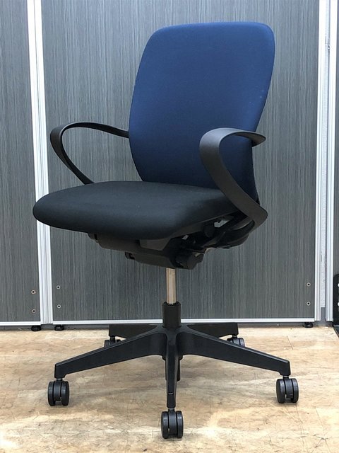 【中古】フルゴ  KF-446GB-T1T1B2 イトーキ（ITOKI） 肘付ローバックチェア