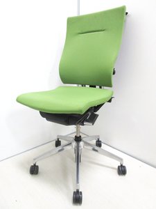 【高級】【座り心地抜群】【コートハンガー付きで営業マンにもオススメ！】【イトーキ/スピーナ】