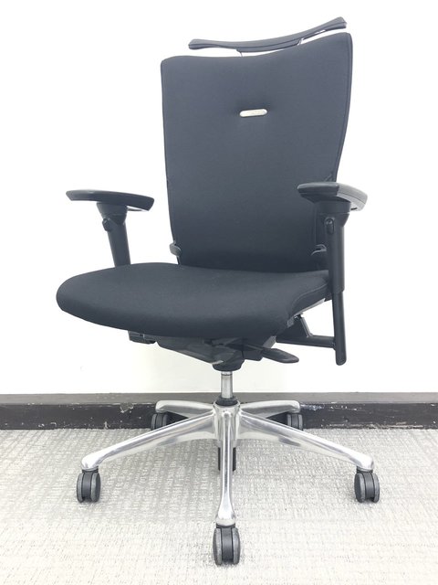 【状態良好ほぼAランク】映えるブラック◆会議用リモートワークにも◆オカムラフィーゴ◆コートハンガー付き