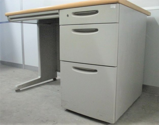 【中古】SD-Vデスクシステム   オカムラ（okamura） 片袖机