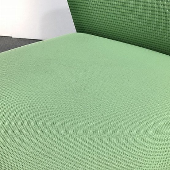 【中古】エルフィ   ウチダ（UCHIDA) 肘無ハイバックチェア