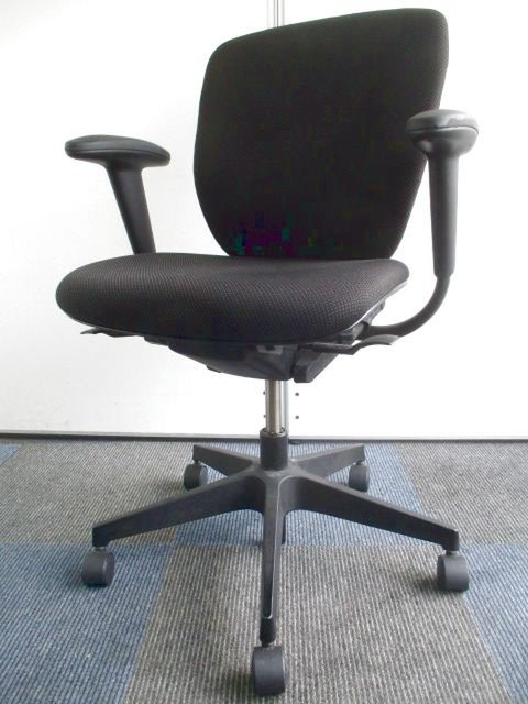 【中古】プラオ  KE-240GH-T1T1 イトーキ（ITOKI） 肘付ローバックチェア