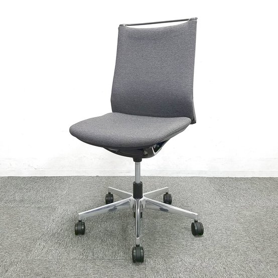 【中古】モード（アルミ脚）  CA15BR FWM2 オカムラ（okamura） 肘無ミドルバックチェア