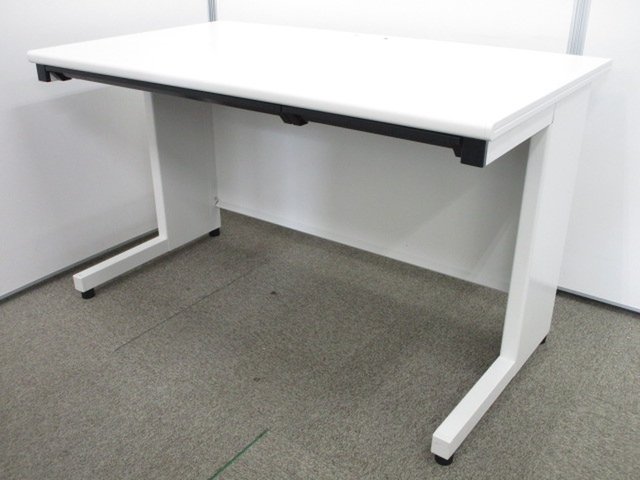 【新古品】プラス製フラットライン/ホワイト