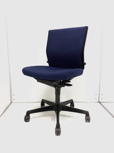 【基本機能搭載】【肘無】【ローバック】最低限の機能が詰まったおすすめチェア！！