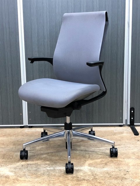 【中古】エムフォー（アルミ脚）  CRS-G2201 コクヨ（KOKUYO） 肘付ハイバックチェア