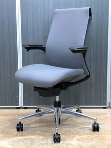 【2脚入荷】ミニマリズムなオフィスチェア！シンプルデザイン【中古】【オフィス家具】【東京】【大阪】【愛知】【岐阜】【長野】【滋賀】