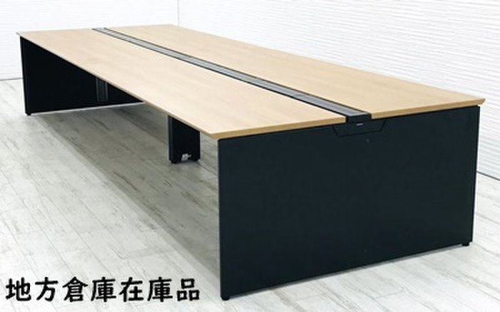 オカムラ製/フリーウェイ｜幅4000mm｜フリアド｜天板：ネオウッドミディアム【OI】遠方外部倉庫在庫の為、配送費・納品日はお問い合わせください