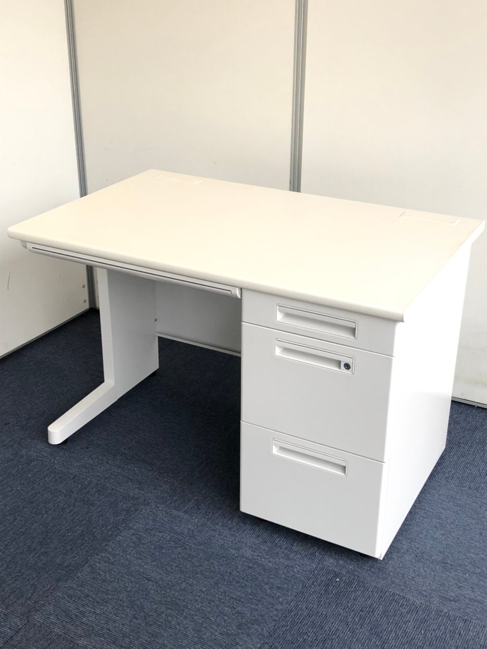 状態良好品がロット入荷！四半期の決算に向けてまとまって揃えるチャンスです！ご予約はお早めに(お取り置き期間は3営業日まで）

                        その他シリーズ
                                    中古
            