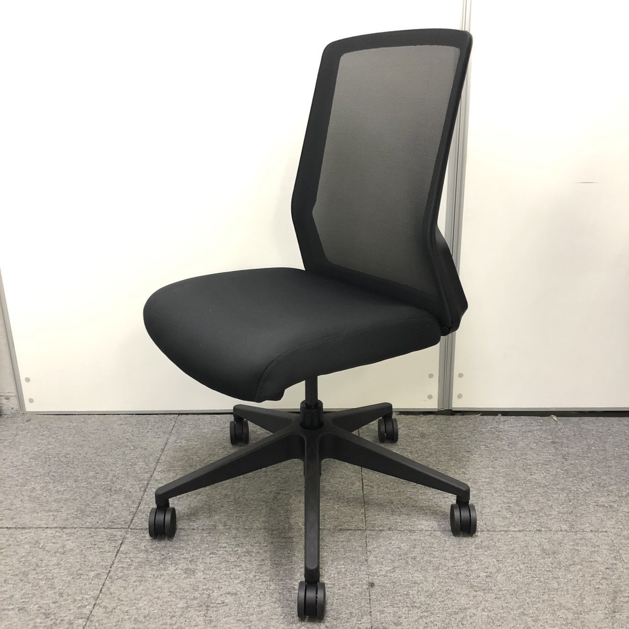 【新古品！】中古品に抵抗がある方にもおすすめ！※未開梱のため、組立必須
                        STM
                                    新古品
            