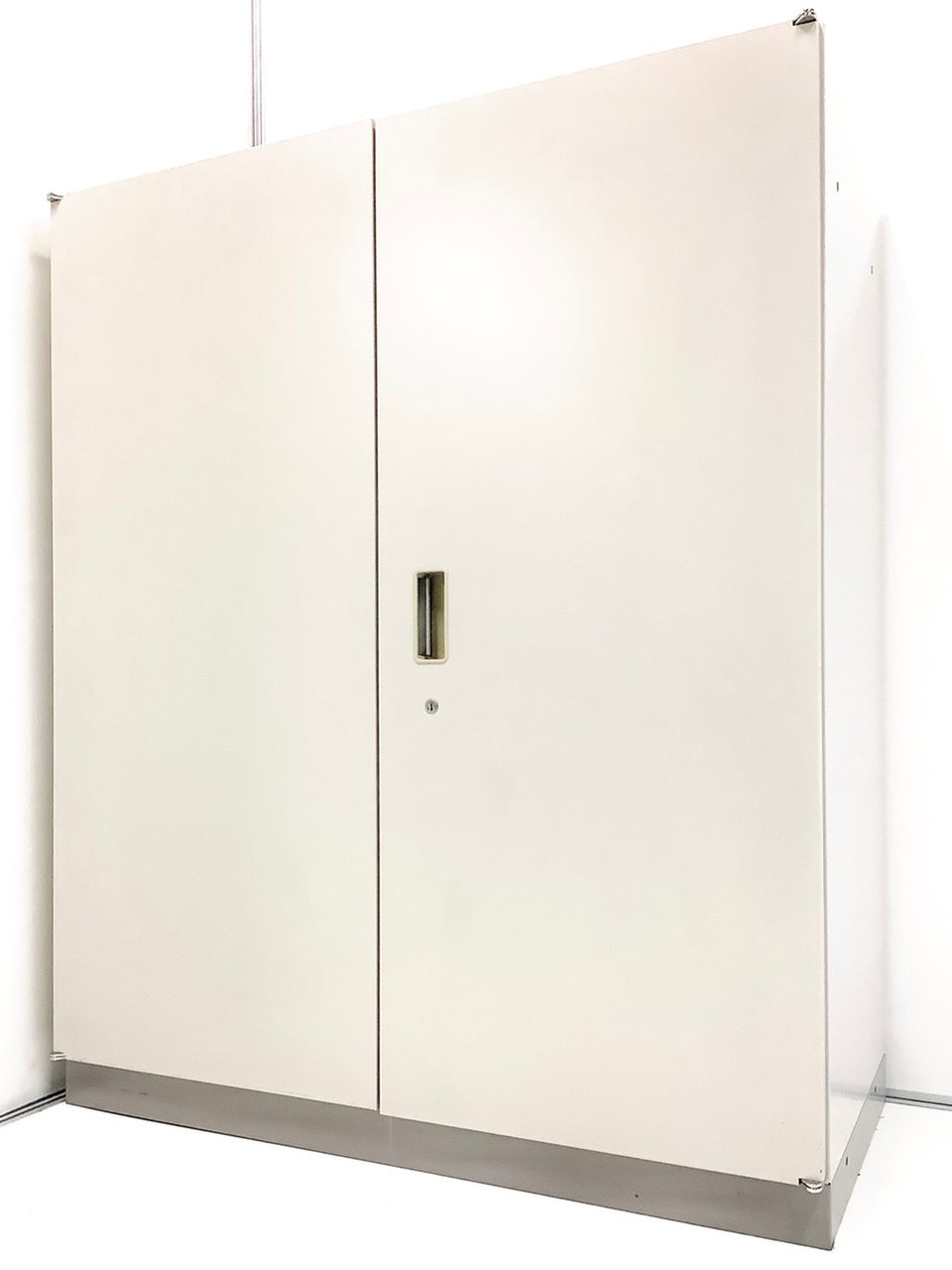 大人気／定番　◆イトーキ／ITOKI◆シンライン／THIN LINE　※ホワイトグレーW
                        シンライン 
                                    中古
            