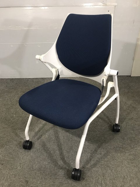 【中古】イプサ   イトーキ（ITOKI） ネスティングチェア