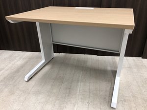 きれいな木目のデスク！100cmで省スペースでも使いやすい！イトーキ製