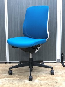 【4脚入荷】夏を快適に過ごせます！メッシュで爽やかなカラーリング【中古】【オフィス家具】【東京】【大阪】【愛知】【岐阜】