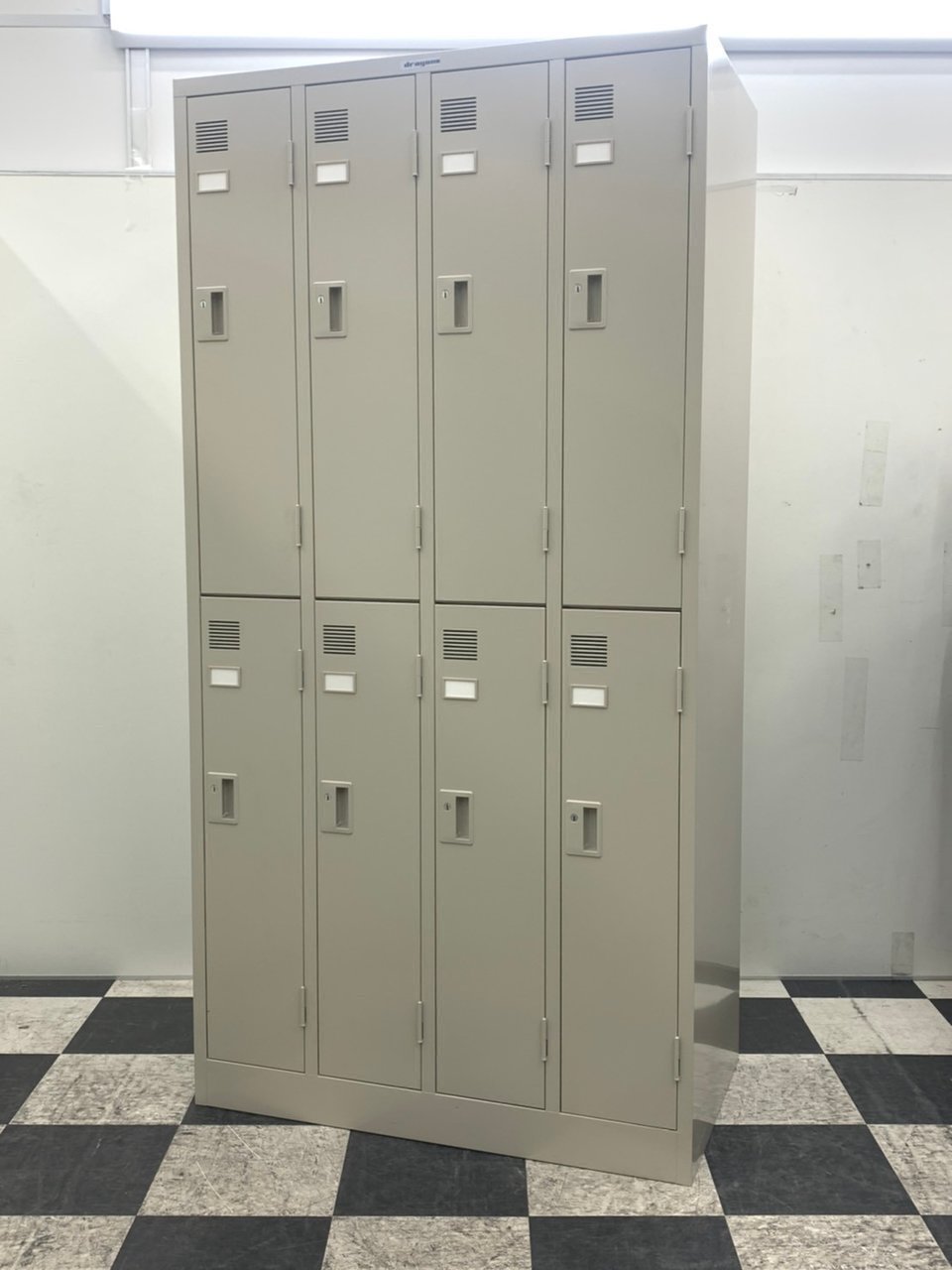 【現品限り】入荷が少ない多人数用　8人用ロッカー！！
                        その他シリーズ
                                    中古
            