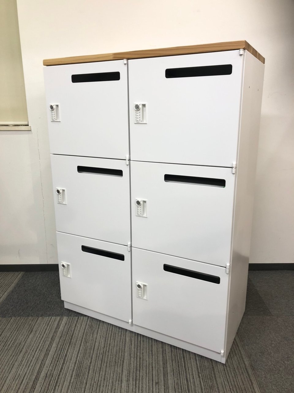 ウチダ製　HSシリーズ　6人用パーソナルロッカー入荷！！
                        HSパーソナル 
                                    中古
            