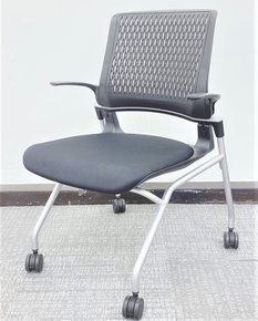 【ロット入荷！！】コクヨ｜オルディナ｜ブラックカラー｜前に重ねて収納可能です！！【関西在庫数ナンバーワン・尼崎店】