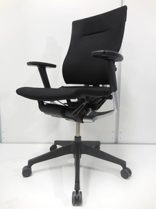 【3脚限定！！】イトーキ｜スピーナ｜クロスタイプ｜人気ブラックカラー｜可動肘｜【関西在庫数ナンバーワン・尼崎店】