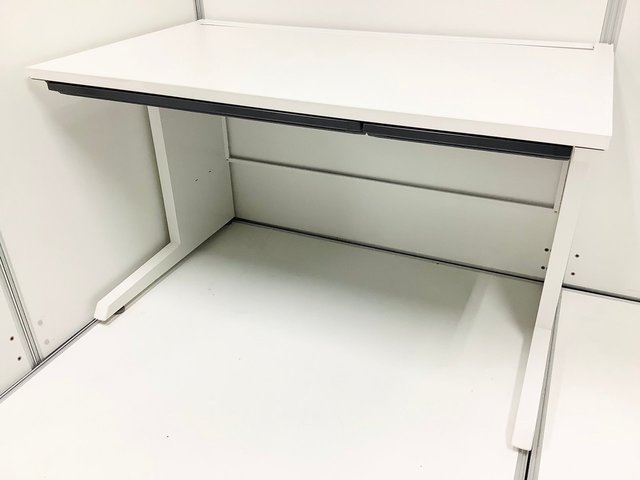 【中古】CZR   イトーキ（ITOKI） 平机