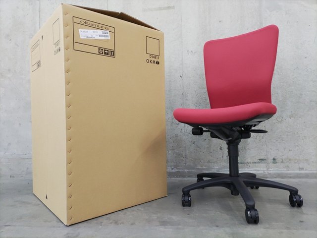 【新古】カロッツァ  CK35ZR　FS13 オカムラ（okamura） 肘無ハイバックチェア