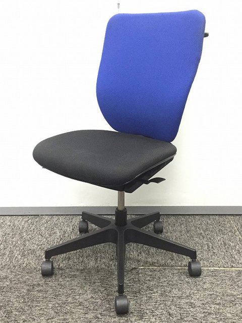 【中古】プラオ  KE-230GHHT1T1N7 イトーキ（ITOKI） 肘無ハイバックチェア