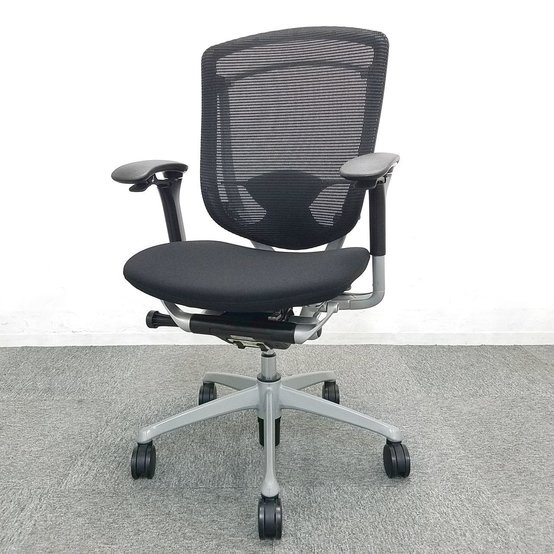 【中古】コンテッサ   オカムラ（okamura） 肘付ハイバックチェア