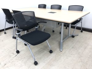 【1台限定品！】【幅2400㎜】高級チェアシリーズラティオⅡ（RatioⅡ）春日部入店※大きさ注意一枚天板ナイス木目カラー◆オカムラ製