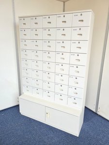 【1台限定】【レア】ウチダ｜40人用貴重品ロッカー｜プライバシーの保護に！【関西在庫数ナンバーワン・尼崎店】