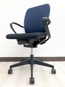 コスパ抜群！デザイン良し！機能良しのチェアがまとめて揃う！イトーキ/フルゴ/ブルー