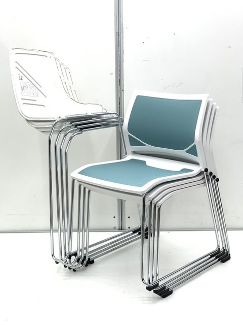 【中古】ツァルト  81R1TE　FZF6 オカムラ（okamura） スタッキングチェア