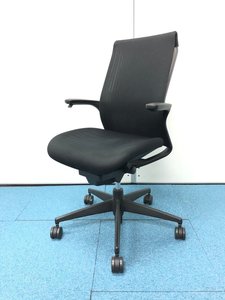 【2脚限定！】｜オフィスチェア｜事務椅子｜最小限の操作で最大限の快適性！【コクヨ、エムフォー】【関西在庫数ナンバーワン・尼崎店】