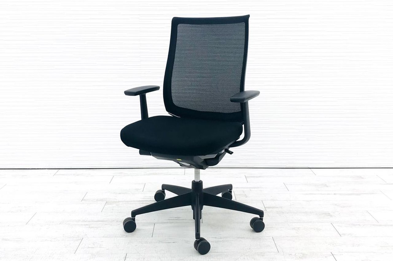 定価約14万【高級感あるチェア】コクヨ製ベゼルチェア/テクスチャードメッシュ/デザインアーム※倉庫在庫品
                        ベゼル（樹脂脚) 
                                    中古
            