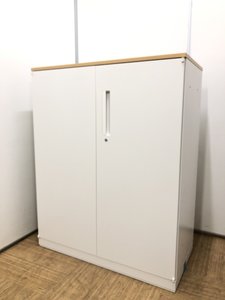 【木目天板付きで受付カウンターとしも使用可能】ウチダ定番書庫のハイパーストレージ！両開き書庫【明るいホワイト】