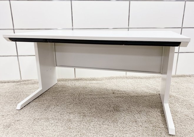 【中古】CZR   イトーキ（ITOKI） 平机