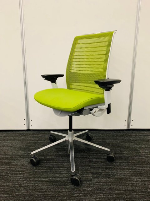 【中古】シンクチェア（2015年以降モデル）   Steelcase（スチールケース） 肘付ハイバックチェア