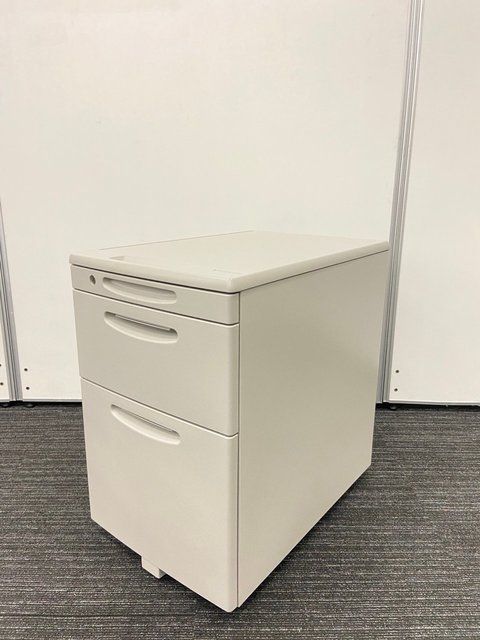 【中古】SD   オカムラ（okamura） ワゴン3段