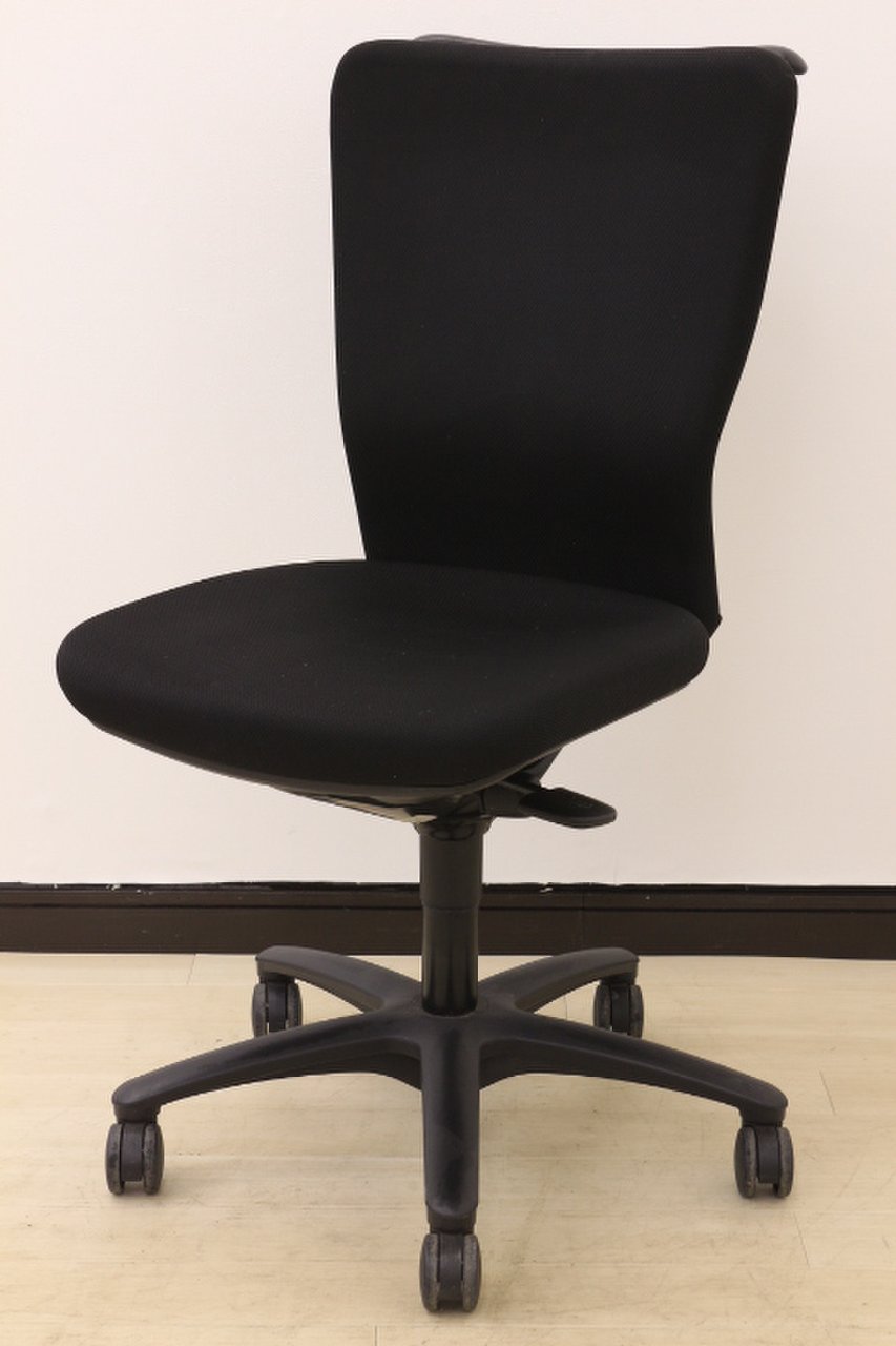 【事務用チェアの定番！】オカムラ/カロッツァ/ブラック色◆数量揃えるならこちら！
                        カロッツァ 
                                    中古
            