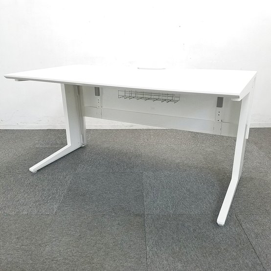 【中古】プロユニット   オカムラ（okamura） 平机